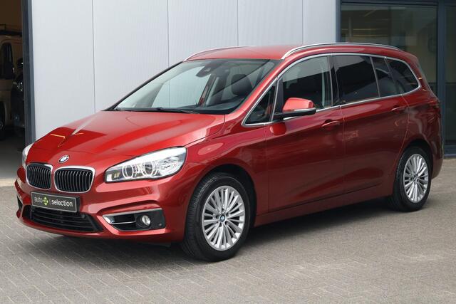 BMW 2-SERIE GRAN TOURER 218i High Executive / Camera / PDC / Stoelverwarming