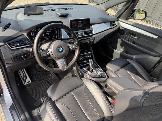 BMW 2-SERIE GRAN TOURER 220i 7p. High Executive M Sport Carplay/Panorama/Leer