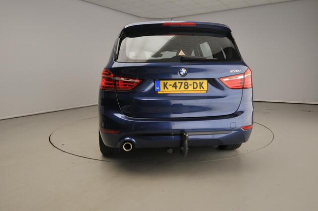 BMW 2-SERIE GRAN TOURER 218i Automaat / Sportline / Panoramadak / Trekhaak / HIFI / Head-up / LED / Park assist / Alu wielen 17 inch