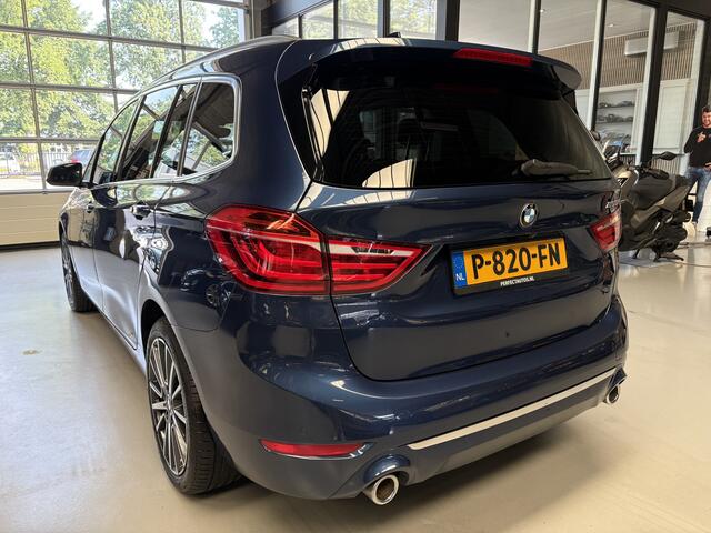 BMW 2-SERIE GRAN TOURER 220i 7p. Business Edition Plus Cruise, Navi, Head-up Display, Pano