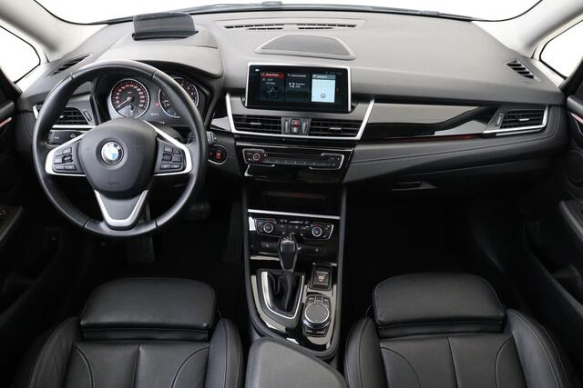 BMW 2-SERIE GRAN TOURER 218I 7P. HIGH EXECUTIVE -HIFI|LEDER|SPORTSTOELEN|HEAD-UP DISP.|CAMERA|STOELVERW.|CHROME|ELEK.ACHTERKLEP|16"