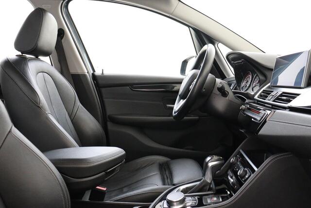 BMW 2-SERIE GRAN TOURER 218I 7P. HIGH EXECUTIVE -HIFI|LEDER|SPORTSTOELEN|HEAD-UP DISP.|CAMERA|STOELVERW.|CHROME|ELEK.ACHTERKLEP|16"