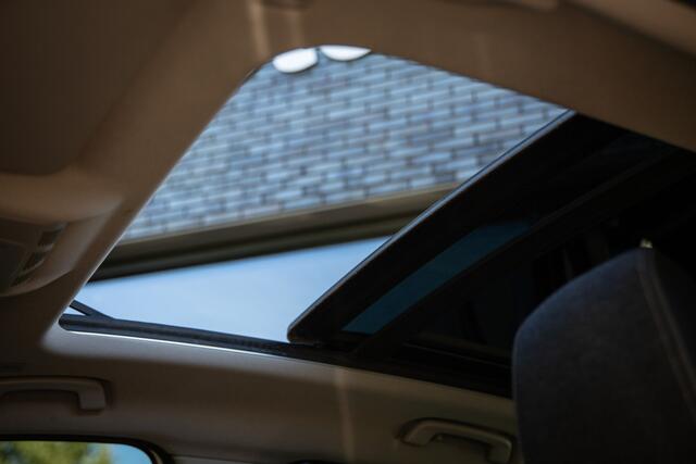 BMW 2-SERIE GRAN TOURER 220i 7p. High Executive , Pano, Head-up Display, Sportstoelen, Trekhaak