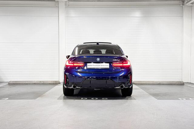 BMW 3-SERIE Sedan 320e | M-Sport | Travel Pack | Schuif-/kanteldak