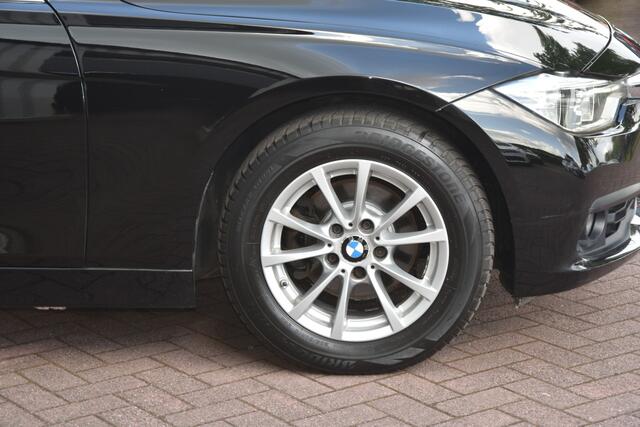 BMW 3-SERIE 318i Centennial Executive Automaat. ORG NL. Complete uitvoering!!