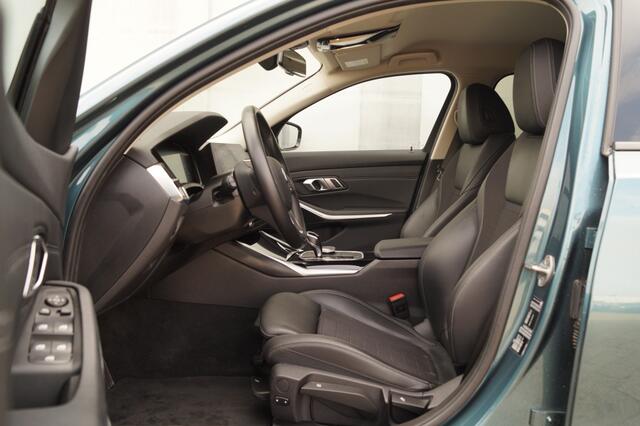 BMW 3-SERIE 316d Automaat Sportline Edition -LEER-LED-ECC-