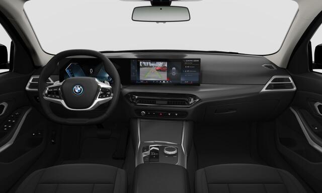 BMW 3-SERIE 330e | 18'' | Camera | Stoelverwarming
