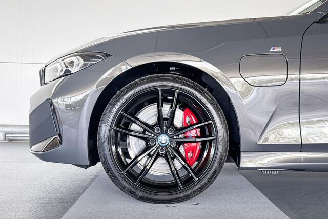 BMW 3-SERIE Touring 330e | Trekhaak met elektrisch wegklapbare kogel