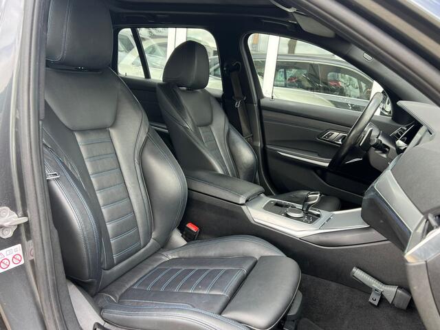 BMW 3-SERIE Touring 318i High Executive M sport pakket | Trekhaak | Voorstoelen verwarmd | Panoramadak |