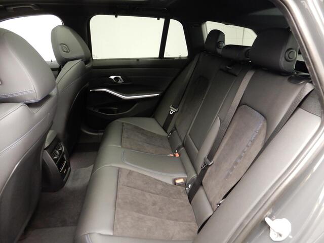 BMW 3-SERIE Touring 320i M-Sportpakket / LED / Leder / Navigatie / Schuifdak / Trekhaak / Elektr. zetels / DAB / Hifi speakers / Alu 19 inch