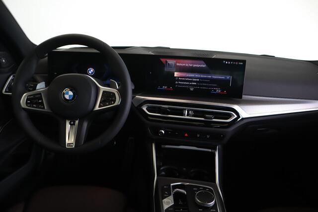 BMW 3-SERIE Sedan 320i M-Sportpakket / Innovation Pack / Harman Kardon Audio / Elektr. Trekhaak
