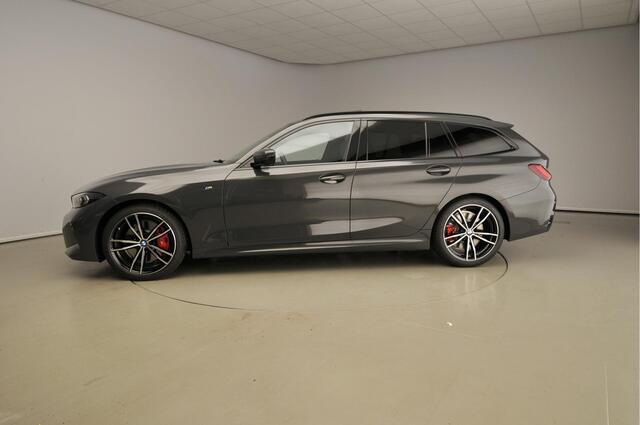 BMW 3-SERIE Touring 320i | M Sport Pakket Pro | Travel Pack | Innovation Pack |