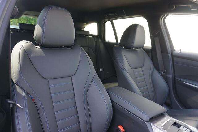 BMW 3-SERIE Touring 330e Aut. High Executive / M Sportpakket / 20" LMV / HIFI / Comfort Access / Parkeersensoren