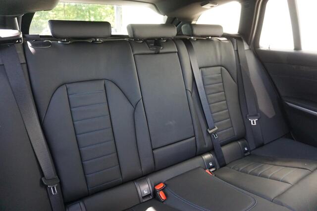 BMW 3-SERIE Touring 330e Aut. High Executive / M Sportpakket / 20" LMV / HIFI / Comfort Access / Parkeersensoren