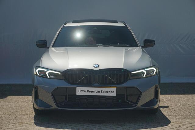 BMW 3-SERIE Touring 320i M Sport Pro Trekhaak / Panorama Dak / Hifi / Stoelverwarming / Driving Assistant