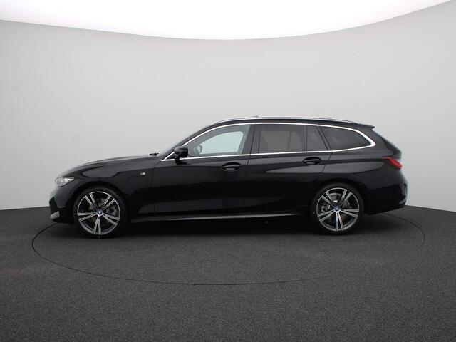 BMW 3-SERIE Touring 320e M Sportpakket Pro | Entertainment Pack | Travel Pack / Panoramadak / Trekhaak / HiFi / Achteruitrijcamera / 19''