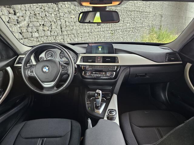 BMW 3-SERIE 318i | Geen import | Open dak | Navi | Cruise