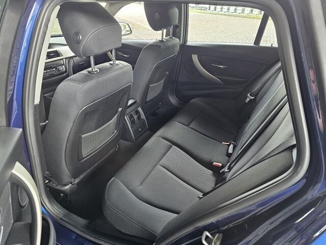 BMW 3-SERIE 318i | Geen import | Open dak | Navi | Cruise