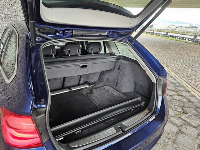 BMW 3-SERIE 318i | Geen import | Open dak | Navi | Cruise