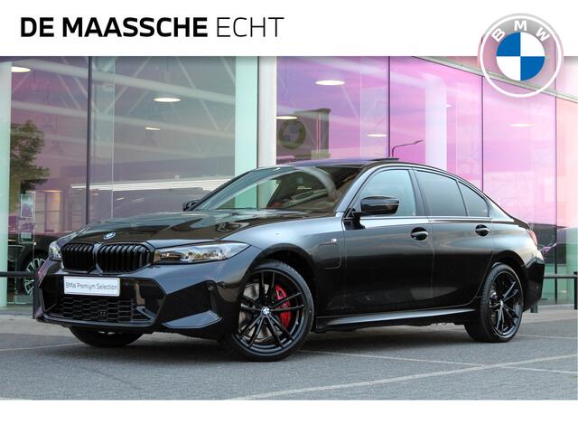 BMW 3-SERIE 320e M Sport Automaat / Schuif-kanteldak / Sportstoelen / Adaptieve LED / Comfort Access / Parking Assistant / Widescreen Display / Live Cockpit Plus