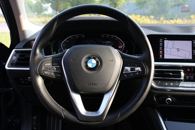 BMW 3-SERIE Touring 320i Executive Edition