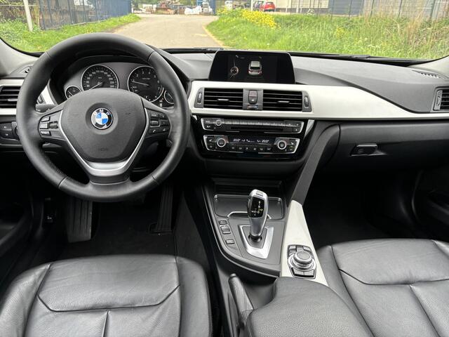 BMW 3-SERIE Touring 320i Centennial High Executive / LEER / AUTOMAAT / NAVI