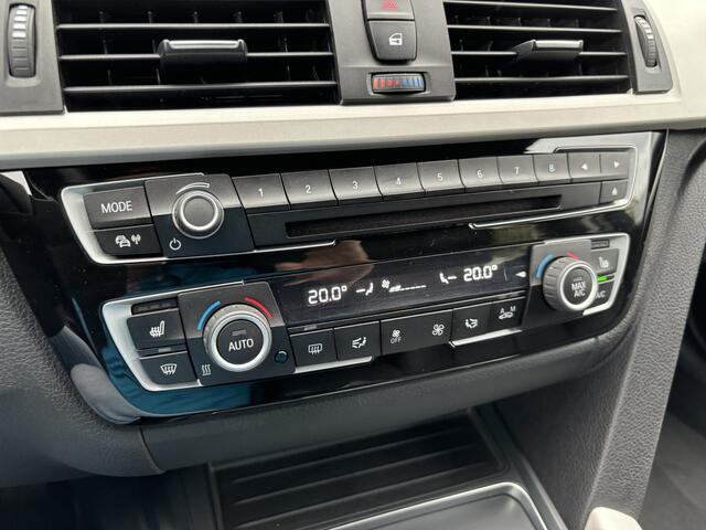 BMW 3-SERIE Touring 320i Centennial High Executive / LEER / AUTOMAAT / NAVI