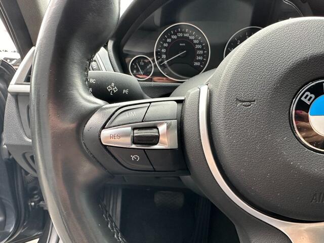 BMW 3-SERIE 330e High Executive Automaat, navigatie, airco, cruise control