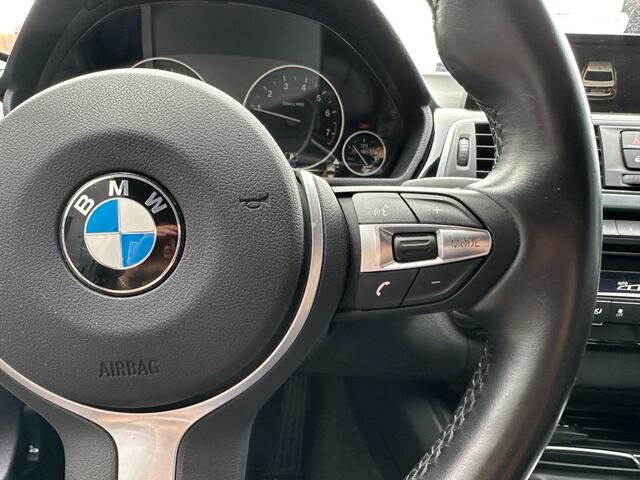 BMW 3-SERIE 330e High Executive Automaat, navigatie, airco, cruise control