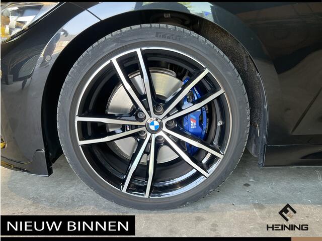 BMW 3-SERIE Touring 330i M Sport Introduction Executive Navi. Apple carplay. Hollandse auto NAP