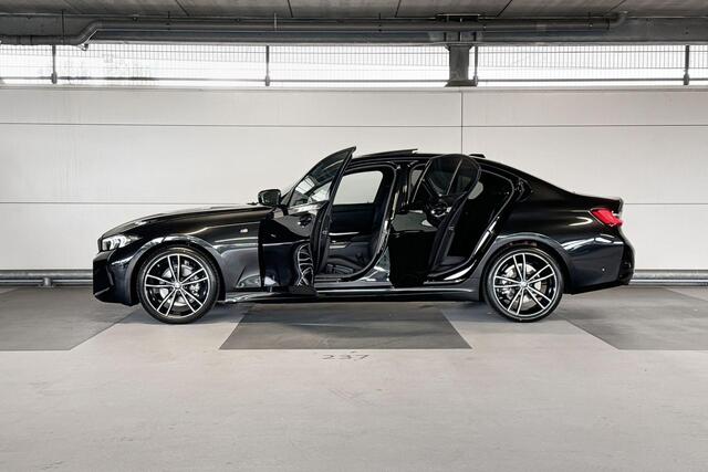 BMW 3-SERIE Sedan 318i | M Sportpakket | Elektrisch bediend glazen schuif-/kanteldak