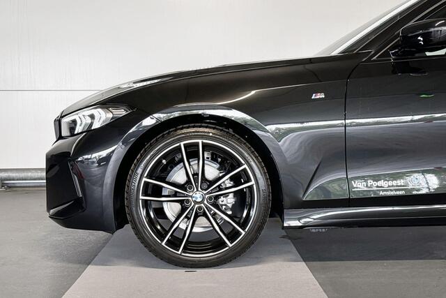 BMW 3-SERIE Sedan 318i | M Sportpakket | Elektrisch bediend glazen schuif-/kanteldak