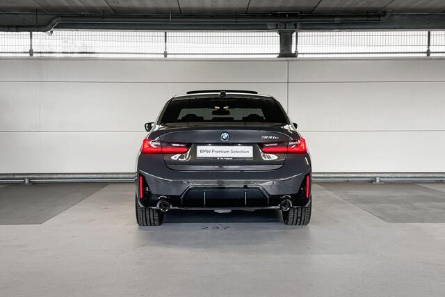 BMW 3-SERIE Sedan 320e | Elektrisch verwarmde voorstoelen | Geluidswerende ramen