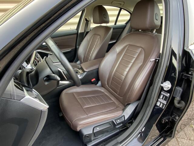 BMW 3-SERIE 320i High Executive Automaat | Leder | Sport pack | Camera