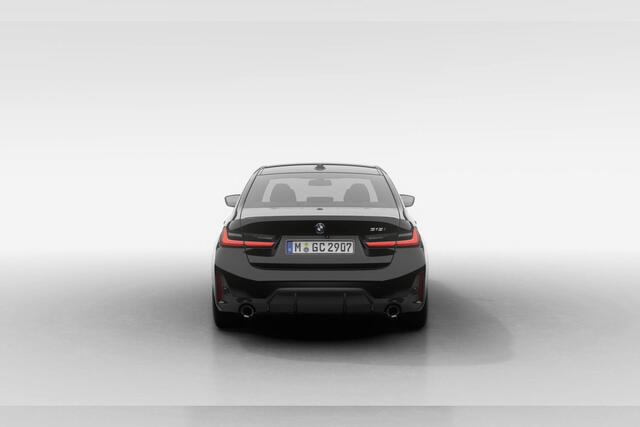 BMW 3-SERIE Sedan 318i | M Sport | Travel Pack | Parking Assistant