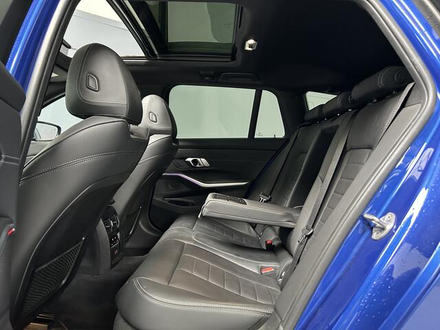 BMW 3-SERIE Touring 318d M-Sport Portimao Blue|HUD|Pano|Leder|LED