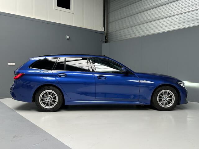 BMW 3-SERIE Touring 318d M-Sport Portimao Blue|HUD|Pano|Leder|LED
