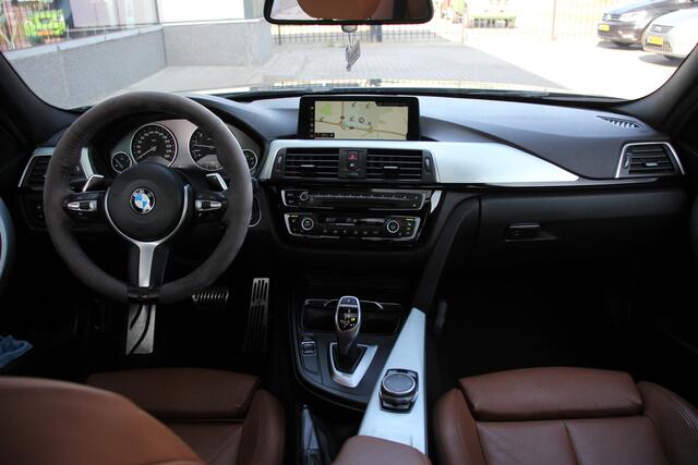 BMW 3-SERIE 320i M-Sport | 184PK | Schuifdak | Camera