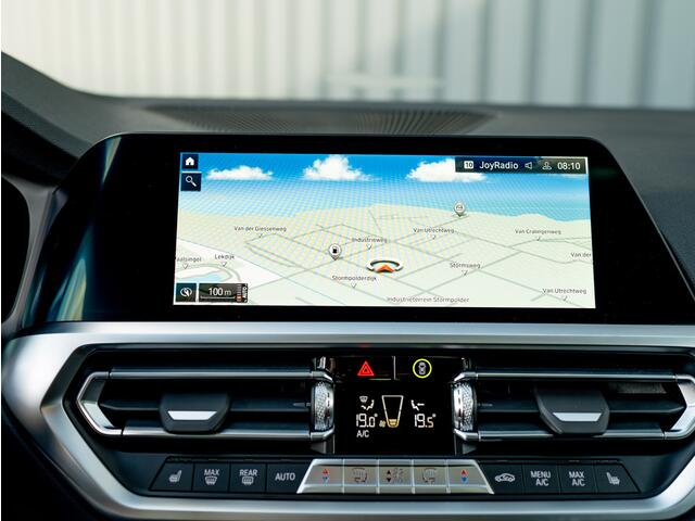 BMW 3-SERIE Touring M340i xDrive | 360 Camera | Laser | Panodak | Headup | Harman/Kardon | Prijs Rijklaar!!