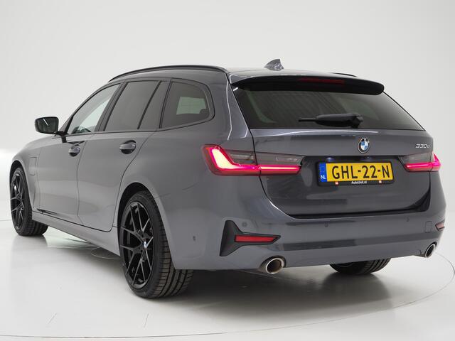 BMW 3-SERIE Touring 330e High Executive | Panoramadak | Co-Pilot | Laser LED | 360 | Keyless | Memory