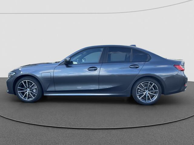 BMW 3-SERIE 330e High Executive