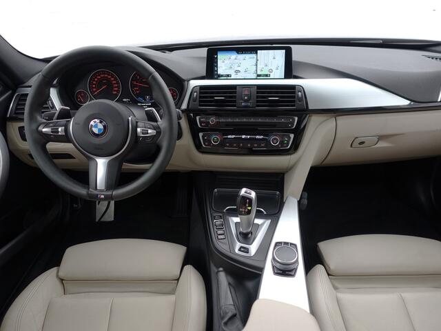 BMW 3-SERIE 330e M Performance Aut- Schuifdak, Harman Kardon, Head Up, Lane Assist, 360 Camera, Sfeerverlichting, Xenon Led
