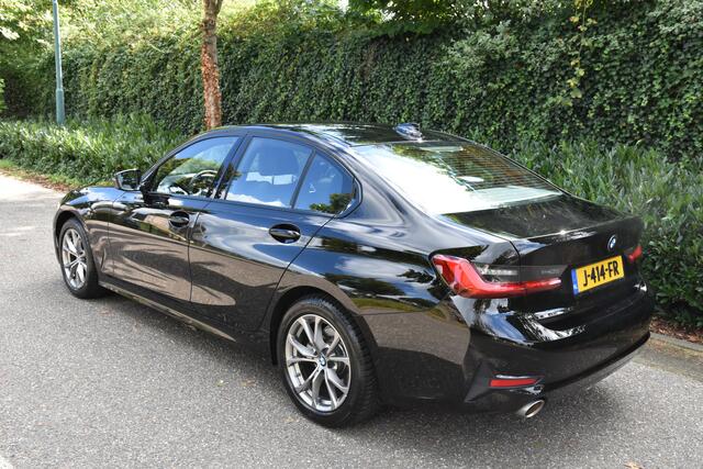 BMW 3-SERIE 320i Executive Edition