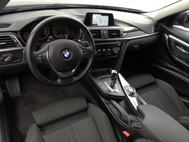 BMW 3-SERIE 318i High Executive Aut- Xenon Led, Sport Interieur, Standkachel, Sfeerverlichting, Park Assist