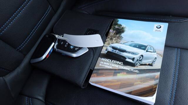 BMW 3-SERIE 330e eDrive | M Sport | Laser Led Verl | Hud | Leder | Vol