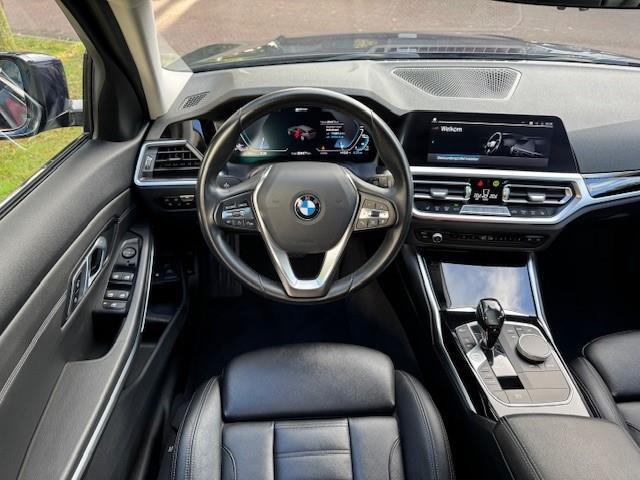 BMW 3-SERIE Touring 330e eDRIVE SPORT EDITION/HUP/VIRTDASH/ACARPLAY/LEER/XENON/NAV