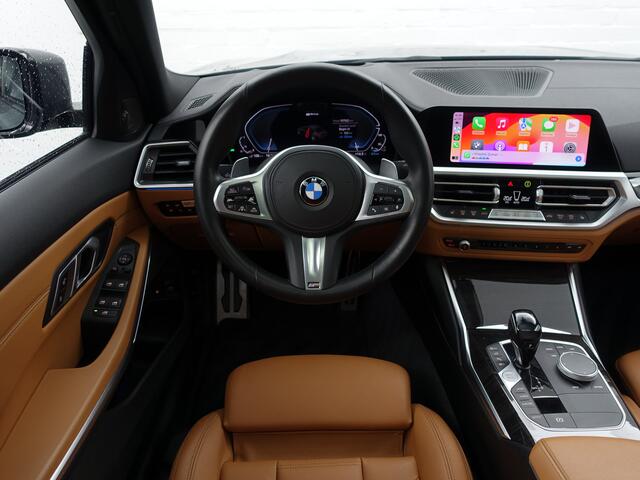 BMW 3-SERIE 330e M Sport Aut- Schuifdak, Harman Kardon, Head Up, Sfeerverlichting, 360 Camera, Carplay