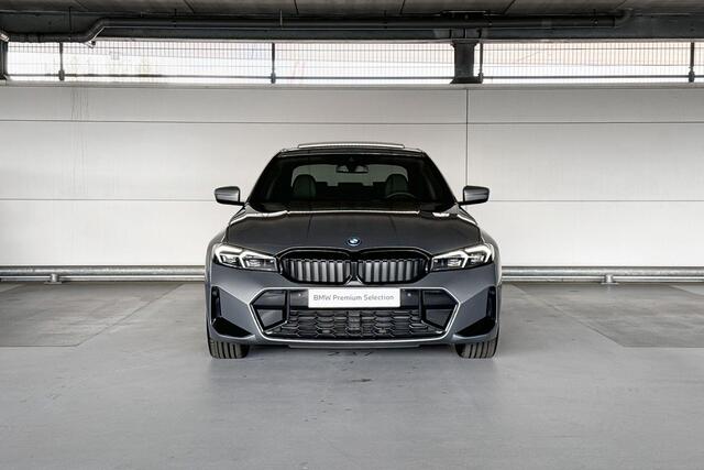 BMW 3-SERIE Sedan 320e | M Sportpakket Pro | Elektrisch bediend glazen schuif-/kanteldak