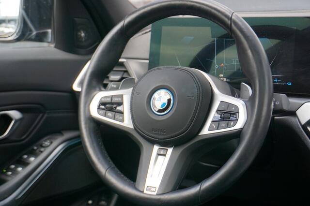 BMW 3-SERIE TOURING 330E XDRIVE LCi - M SPORT - LEDER - PANO - EL. TREKH.