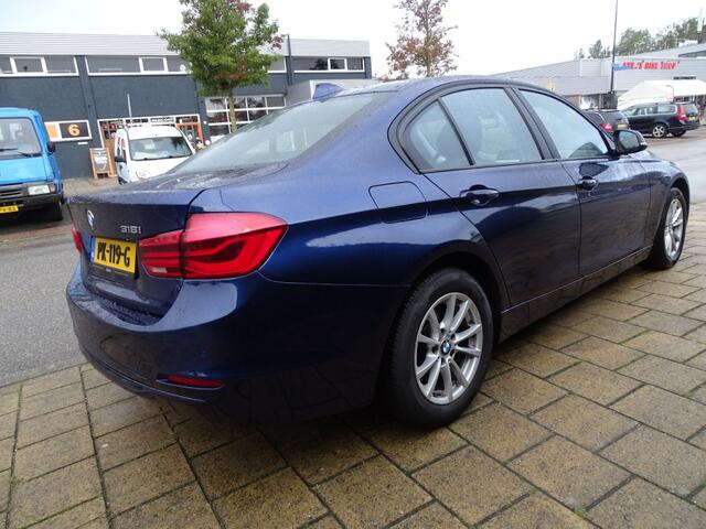 BMW 3-SERIE 318I EXECUTIVE-Automaat-Navi-Media-Pdc-Blth-Cruise-Clima